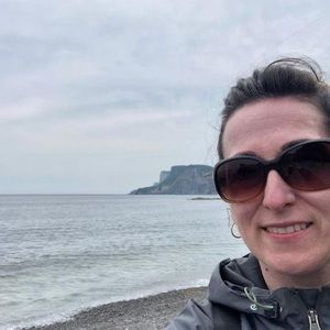 Meet your Posher, Laurie